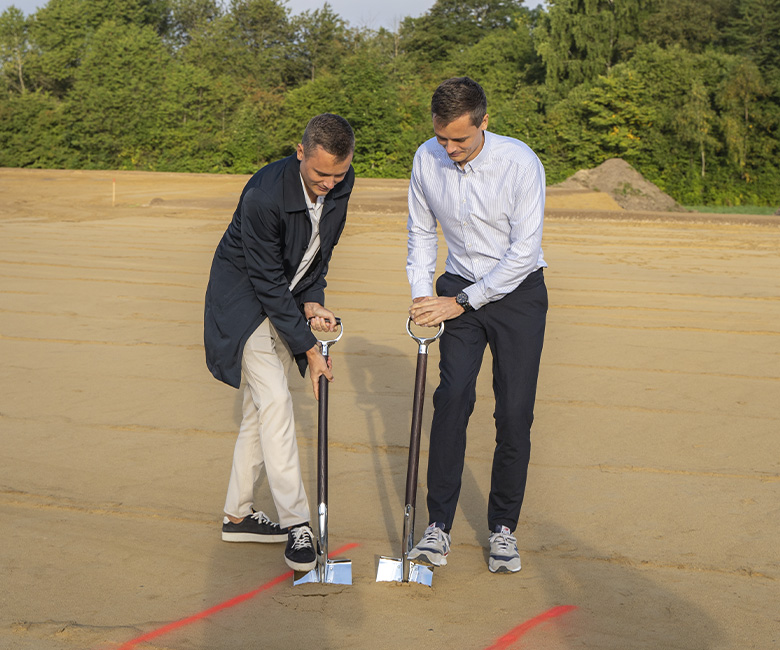 Kasper and Mikkel digging out for new headquarters